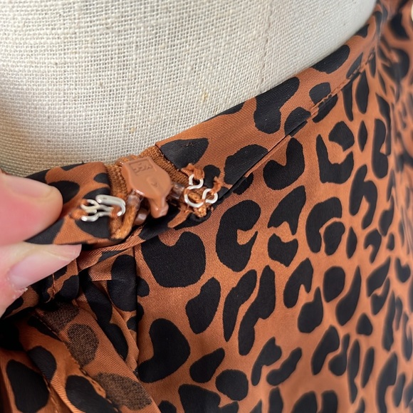 Good American Leopard Wrap Mini Skirt - Picture 4 of 7